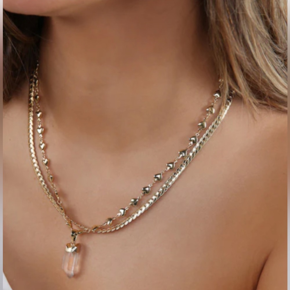New Crystal Haze Habibi Heart Chain! Gorgeous 18ct plated gold color !